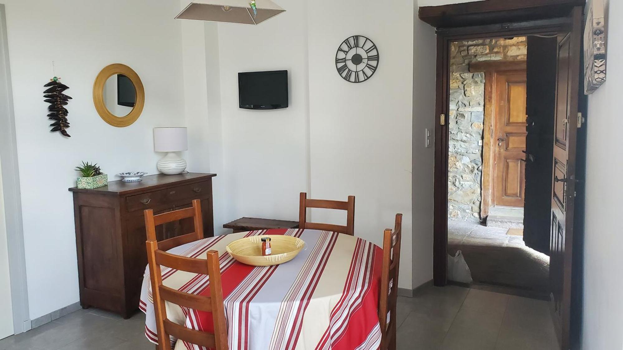 Logement Calme Et Authentique A Еспелет Екстериор снимка